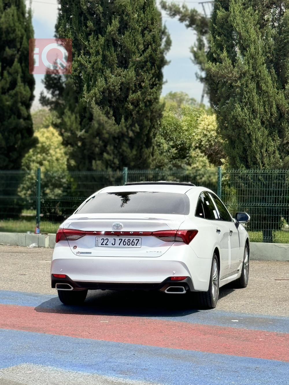 تويوتا أفالون